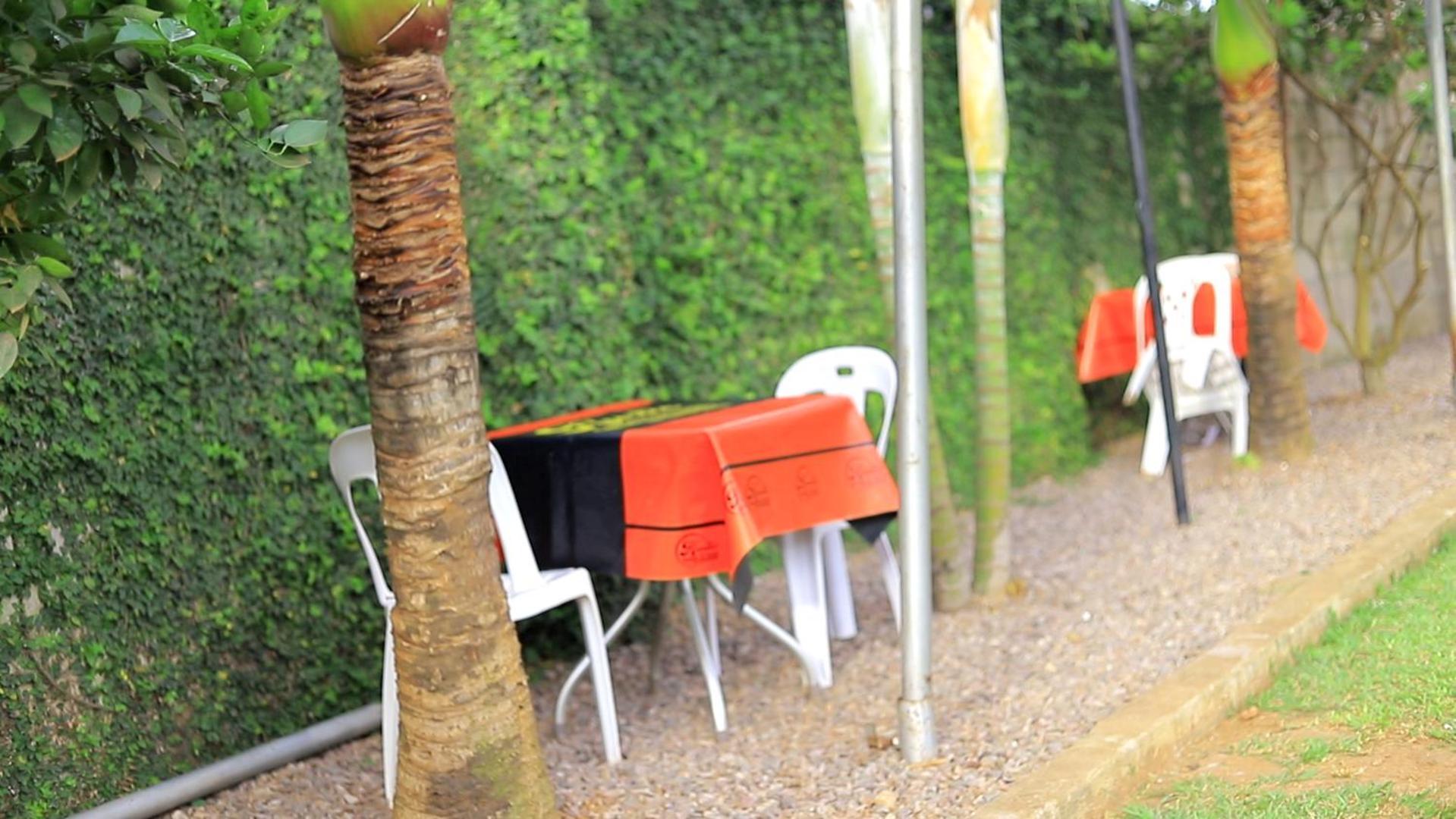 Rustic Gardens Bed & Breakfast Kitunzi Lungujja Kampala Exterior foto