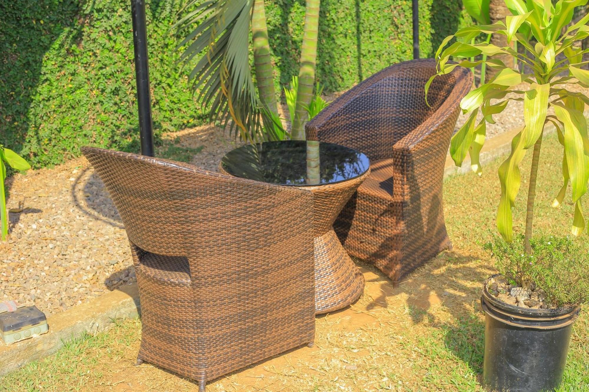 Rustic Gardens Bed & Breakfast Kitunzi Lungujja Kampala Exterior foto